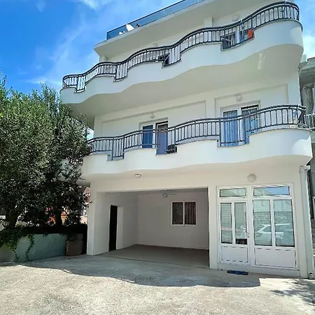 Villa Arina Tucepi Exterior photo